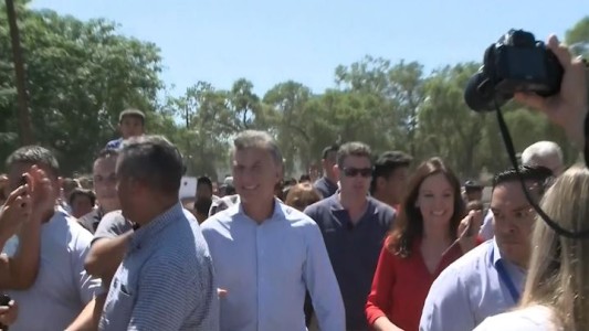 Macri visitó una huerta en Santiago del Estero