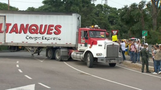 Llegan los camiones con ayuda humanitaria para Venezuela