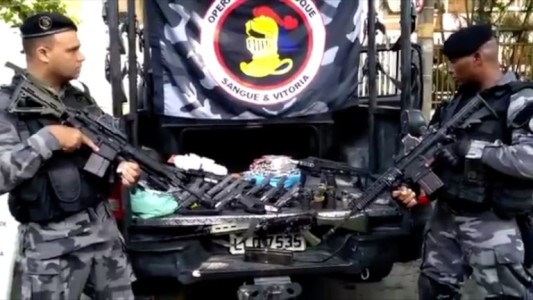 Una decena de muertos en favela de Rio de Janeiro