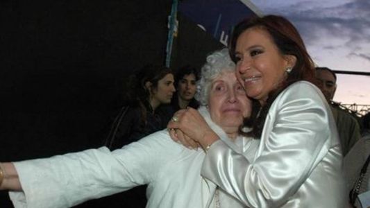 Cristina visitó a su madre internada en el Hospital Italiano de La Plata