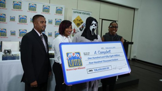 El ganador de la lotería que se disfrazó para no compartir el premio con su familia y amigos