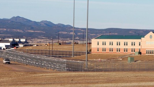 "El Alcatraz de las montañas": cómo pasará sus días el Chapo Guzmán en una cárcel de máxima seguridad