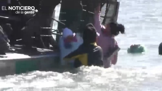 Dramático rescate de una familia que quería cruzar de México a Estados Unidos