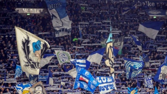 Un hincha del Manchester City está internado en Alemania "en estado crítico"