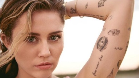 La foto en topless de Miley Cyrus con la que desafía la censura de Instagram