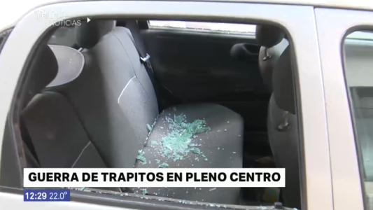 Rosario: pelea entre trapitos por el territorio terminó con cinco autos destrozados
