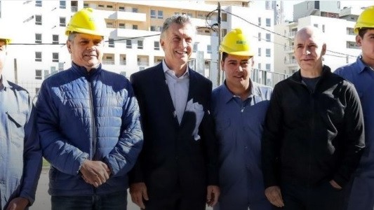 “Por favor, haga algo, no importa el Gobierno pasado”, el pedido desesperado de un obrero a Macri