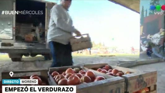 "Verdurazo" de los trabajadores de la tierra en Plaza de Mayo