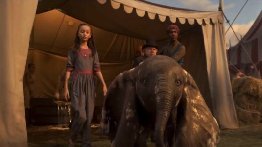 Danny DeVito palpita el estreno de "Dumbo"