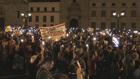 Miles marchan en Colombia en defensa del acuerdo de paz