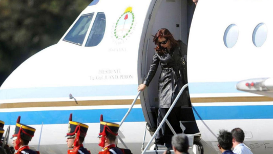 Bonadio procesó a Cristina Kirchner por el uso de los aviones oficiales