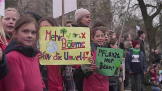 Inédita protesta de jóvenes alemanes