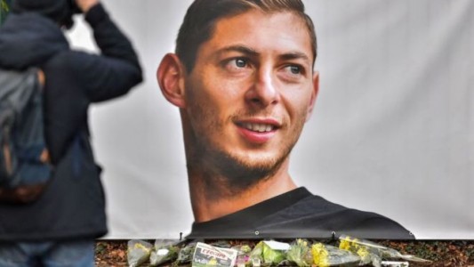 El piloto del avión de Emiliano Sala era daltónico: no podía volar de noche