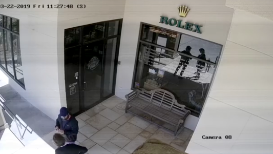 La forma más fácil de robar una joya