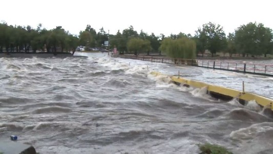 Alerta máxima por la creciente en Villa Carloz Paz