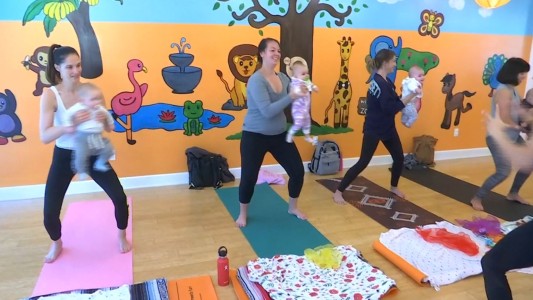 Los beneficios del yoga para bebés