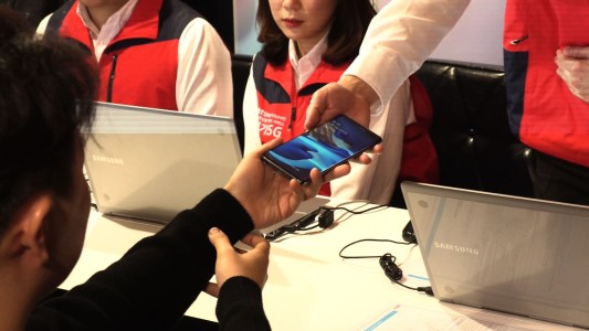 Lanzan el primer smartphone 5G del mundo