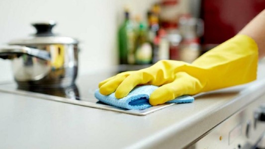 Aumento de 15% a empleadas domésticas