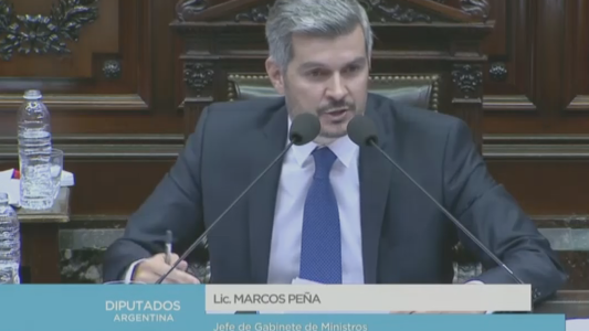 Cruces de Peña con diputados kirchneristas en el Congreso