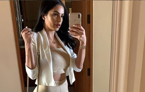 La joven youtuber que muestra su cuerpo tras sacarse los implantes de silicona que tenia en glúteos y pechos