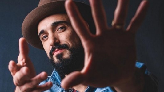 Abel Pintos con nuevo look y miles de comentarios