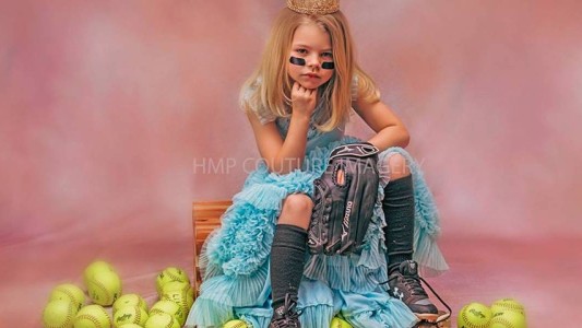 La fotógrafa que retrató a su hija de 8 años como "princesa deportista"