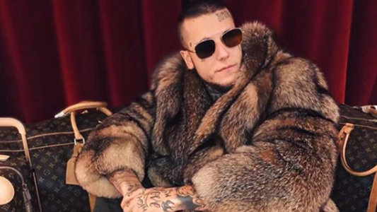 El polémico saludo de Alex Caniggia para Pascuas