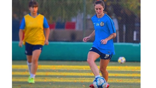 "Buscan a 20 chicas y las tienen en condiciones horribles": la lucha del fútbol femenino en Argentina