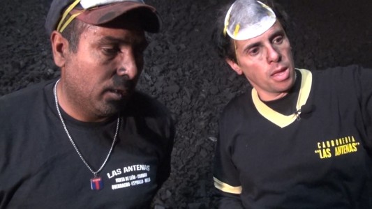 #ContratadoPorUnDía Roberto Funes Ugarte se prueba como carbonero