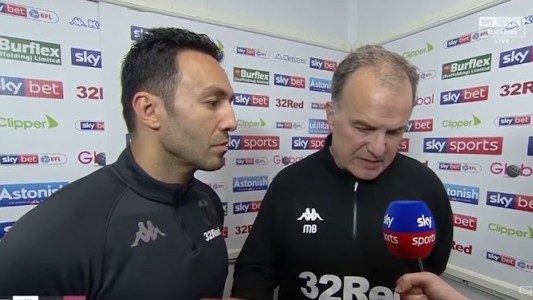 Así explicó Bielsa por qué se dejó hacer un gol