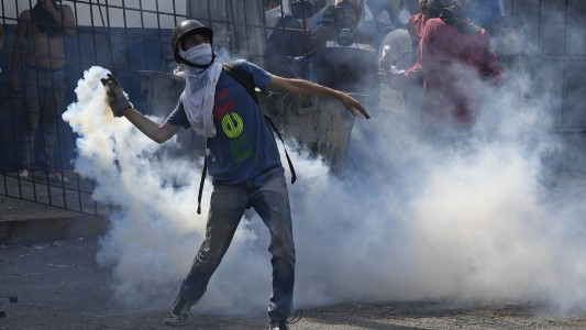 Trump amenaza a Cuba con un embargo "total" si no cesa su apoyo a Venezuela