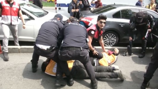 Turquía: marcha por el día del trabajador termina con incidentes