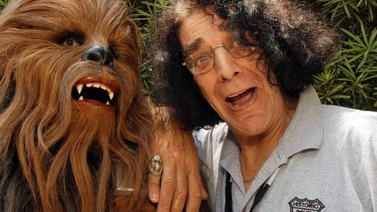 Star Wars: murió Peterr Mayhew, el actor de Chewbacca
