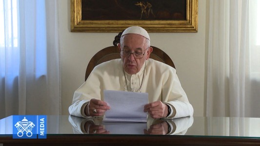 El papa viaja a Bulgaria y Macedonia para impulsar el diálogo con los ortodoxos