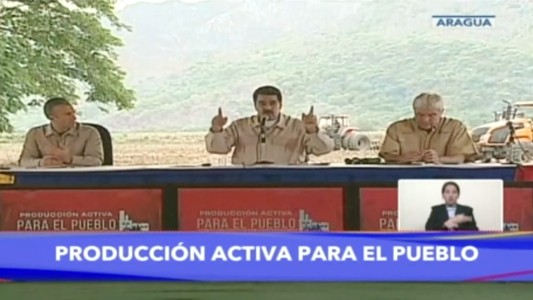 Maduro advierte sobre una posible “escalada militar” desde Colombia