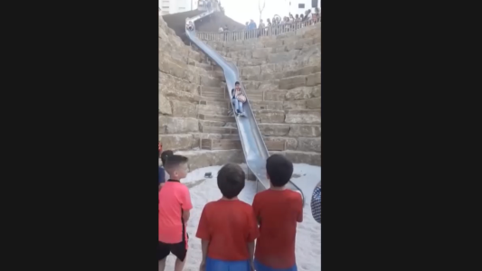 Cierran el tobogán de la locura