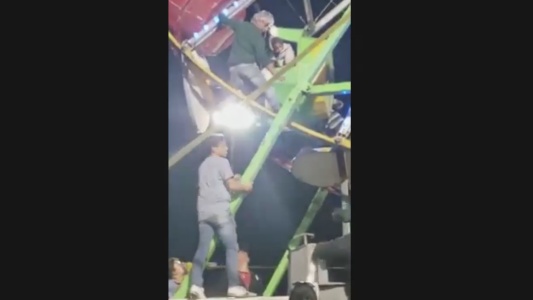 Otro juego mecánico parado y un peligroso rescate