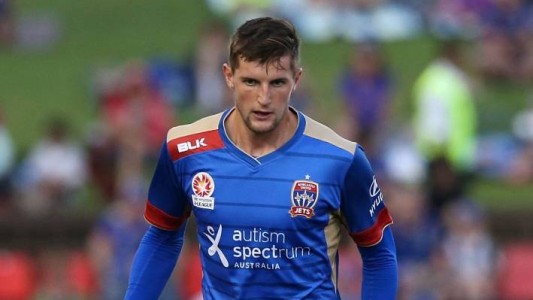 Primer futbolista profesional australiano en revelar su homosexualidad: "Tenía miedo de que afectara a mis compañeros"