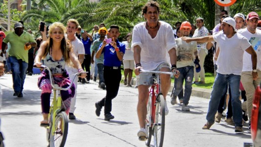 Archivan la denuncia contra Shakira y Carlos Vives por presunto plagio con la canción "La bicicleta"