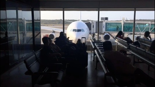 EE UU suspende todos los vuelos con Venezuela