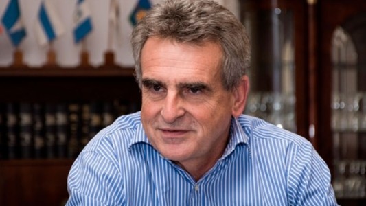 Agustín Rossi bajó su precandidatura tras el anuncio de Cristina