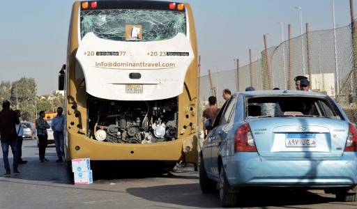 Atentado contra un micro de turistas en Egipto: al menos 17 heridos