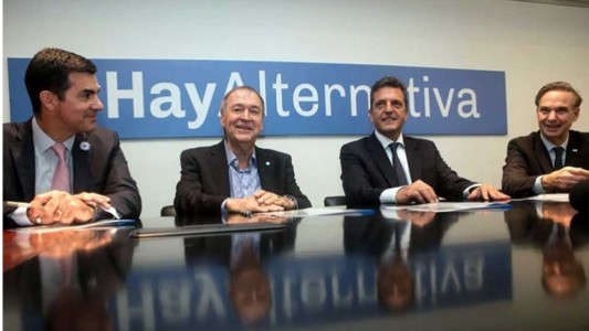 Grieta en Alternativa Federal: Lavagna rechazó ir a las PASO y Schiaretti convocó a Scioli y Tinelli