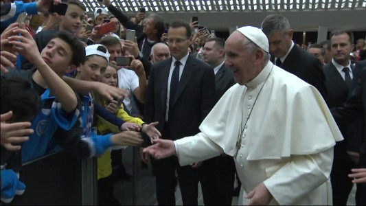 El papa Francisco más futbolero que nunca