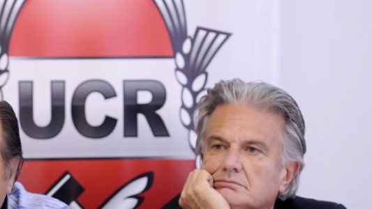 Convención de la UCR: "Cambiar el candidato a esta altura de la campaña es una confesión de derrota"