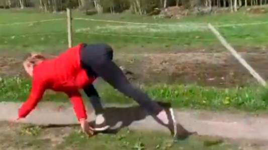 El curioso caso de la "mujer caballo” que es furor en las redes