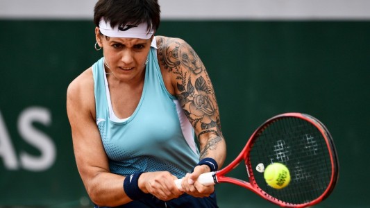La tenista que avanza en Roland Garros pero no quiere ganar: "¡Espero no estar en la final, tengo examen ese día!"