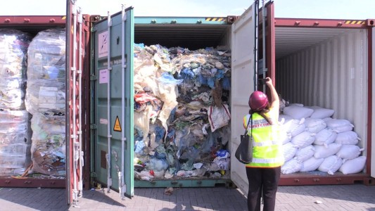 Malasia quiere dejar de ser el vertedero del planeta