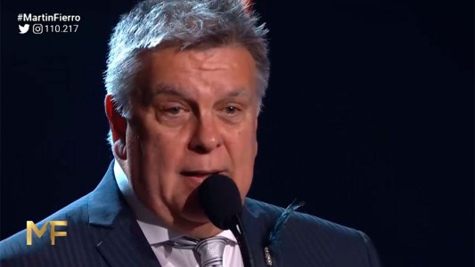 Martín Fierro: por un error volvieron a pasar el homenaje a los artistas fallecidos