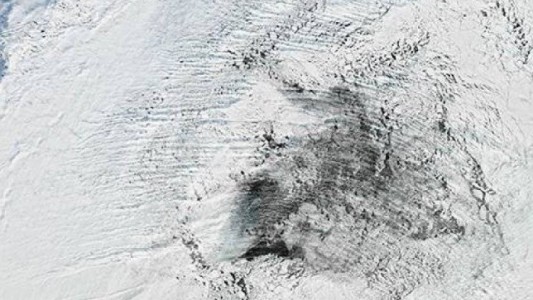 Revelaron el misterio de las polinias: los grandes agujeros que se forman en el hielo de la Antártida